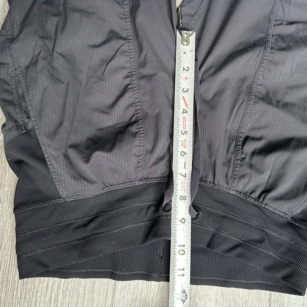 Lululemon Black Ribbed Joggers Track Pants Drawstring Size 4